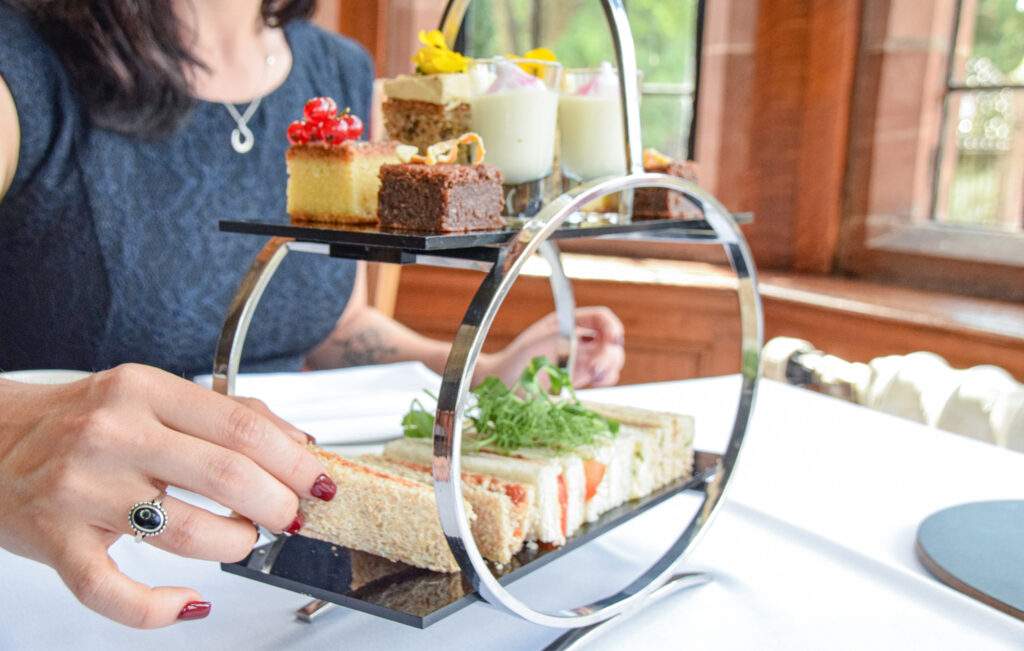 Traditional Afternoon Tea for 1