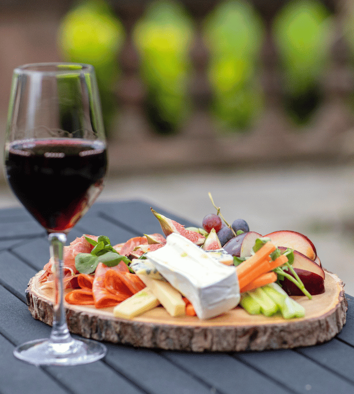 Dining at Inglewood Manor