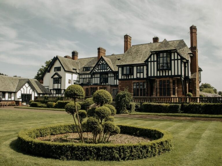 Inglewood Manor